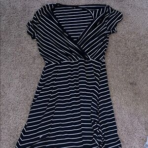 Promesa white and Black Flutter Sleeve Midi Sundress